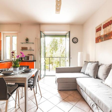 Апартаменти Martesana Flat With Balcony - M1 Gorla And Turro Мілан Екстер'єр фото